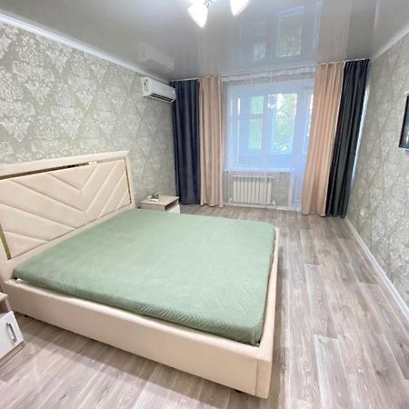 Vip Квартира Центр Uralsk Exterior foto